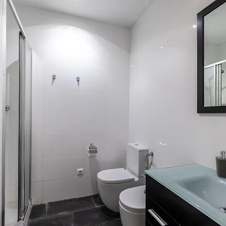Infinity Sea View Retreat Apartment *